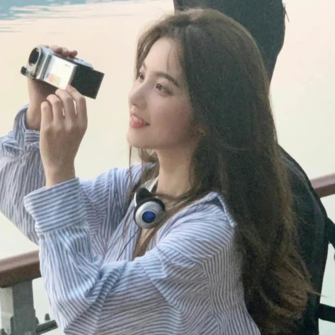 一朝隐忍被离婚！看我拳皇归来